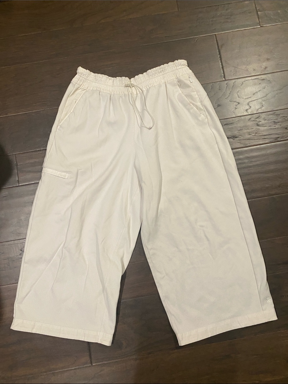 Athleta Casual White Drawstring Wide-Leg Pants